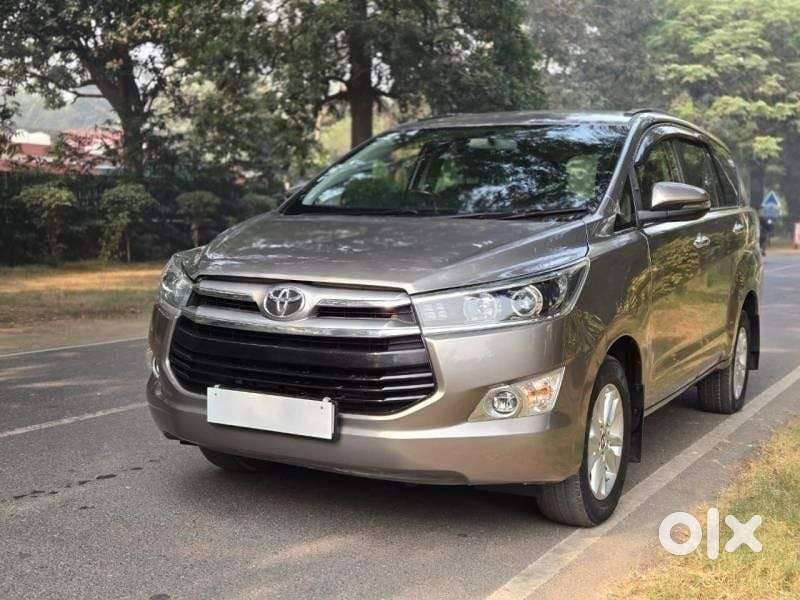 Toyota Innova Crysta