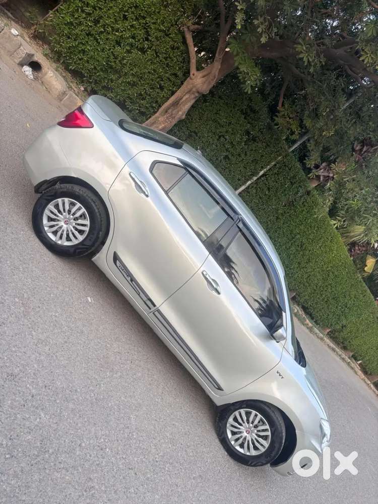Maruti Suzuki Dzire 1.2 Vxi Amt, 2017, Petrol