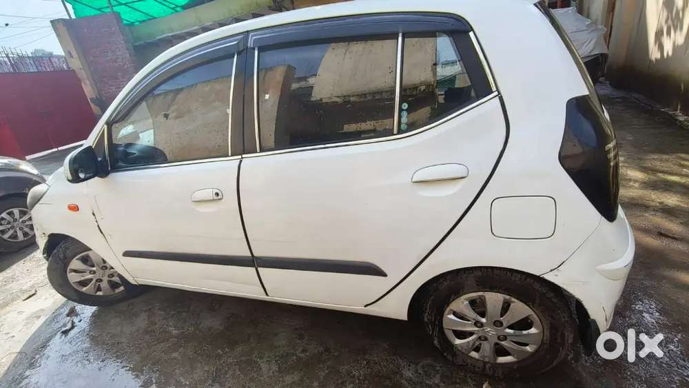 Hyundai I10 2013 Cng & Hybrids 66910 Km Drive.