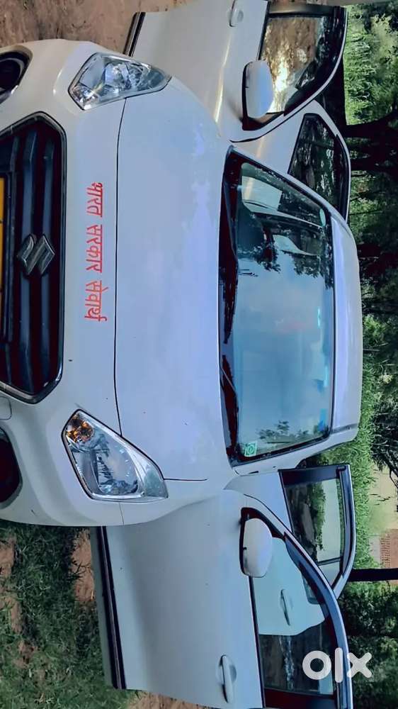 Maruti Suzuki Dzire 1.2 Vxi 2023
