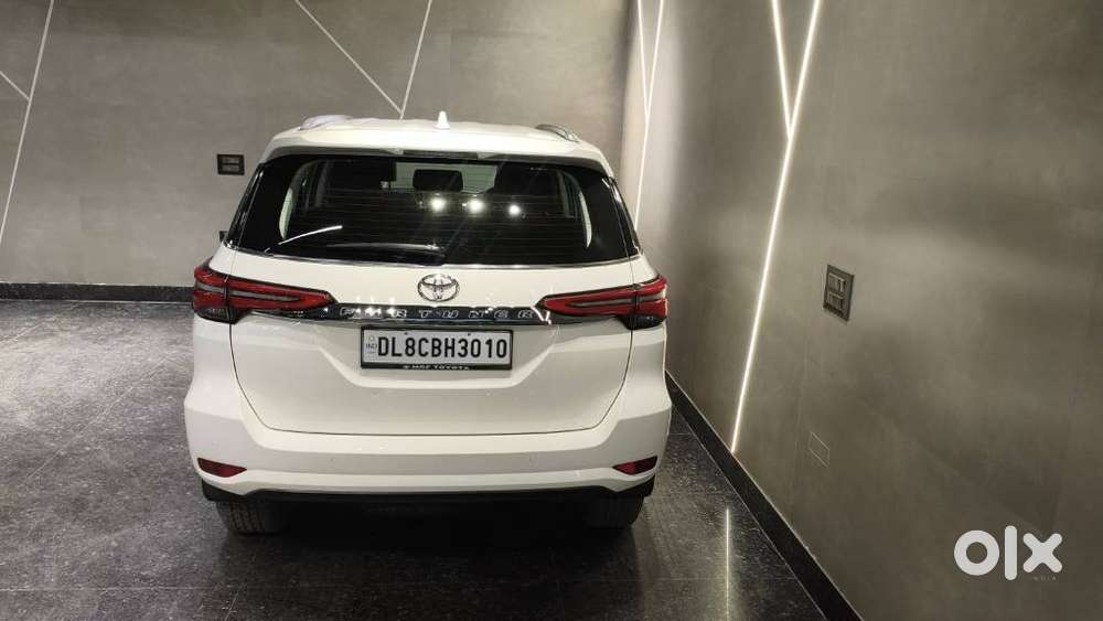 Toyota Fortuner 4x2 At 2.7 Petrol, 2024, Petrol