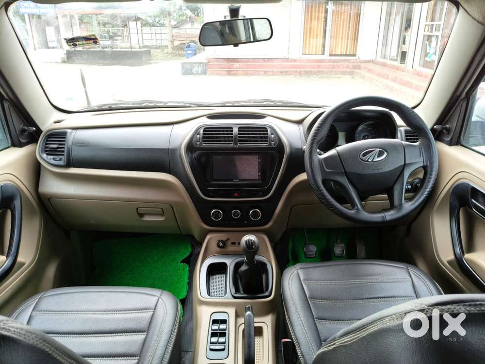 Mahindra Tuv 300 2016