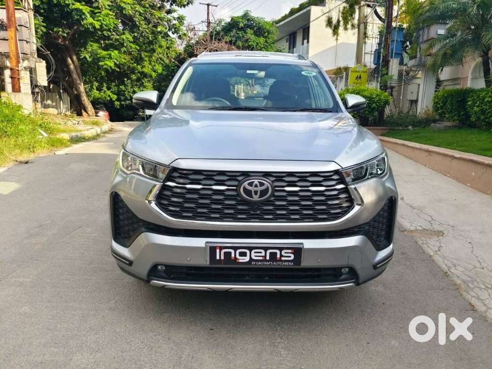 Toyota Innova Hycross 2.0 Vx Hybrid 8 Str, 2023, Petrol