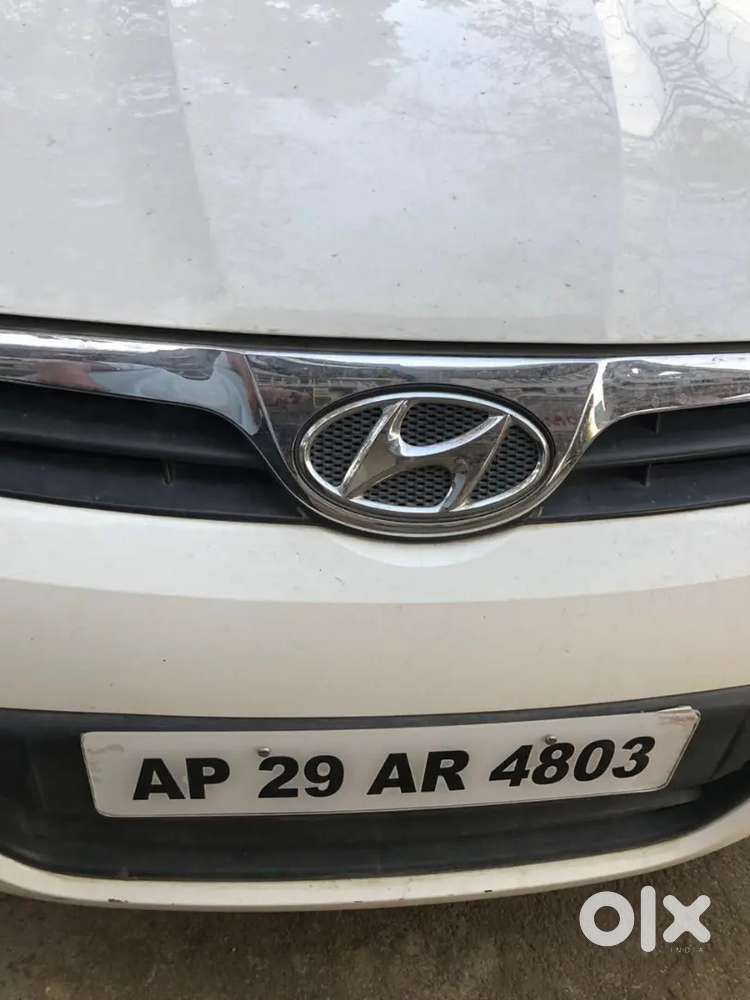 Hyundai I20 2011 Petrol 37000 Km Driven Army