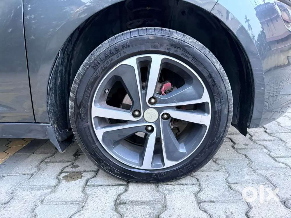 Tata Altroz Xz  Excellent Condition New Tyres Well Maintained