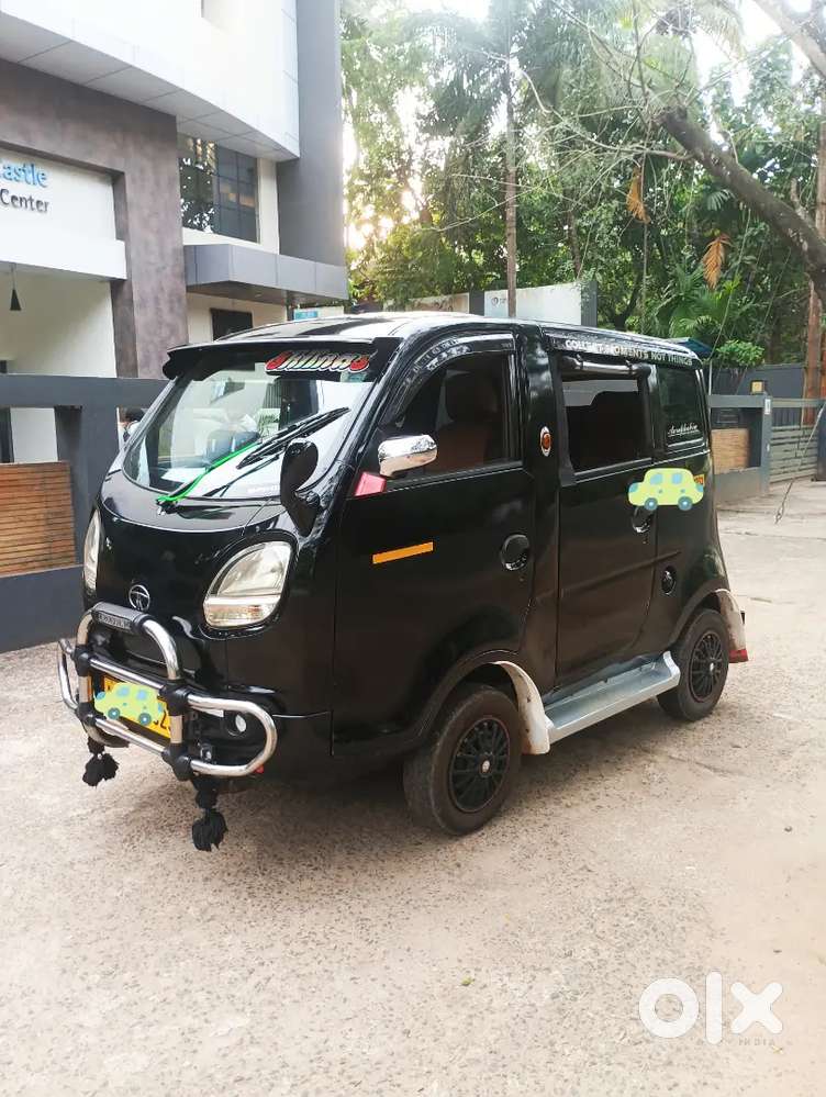 Tata Magic Iris Diesel Automatic 2013