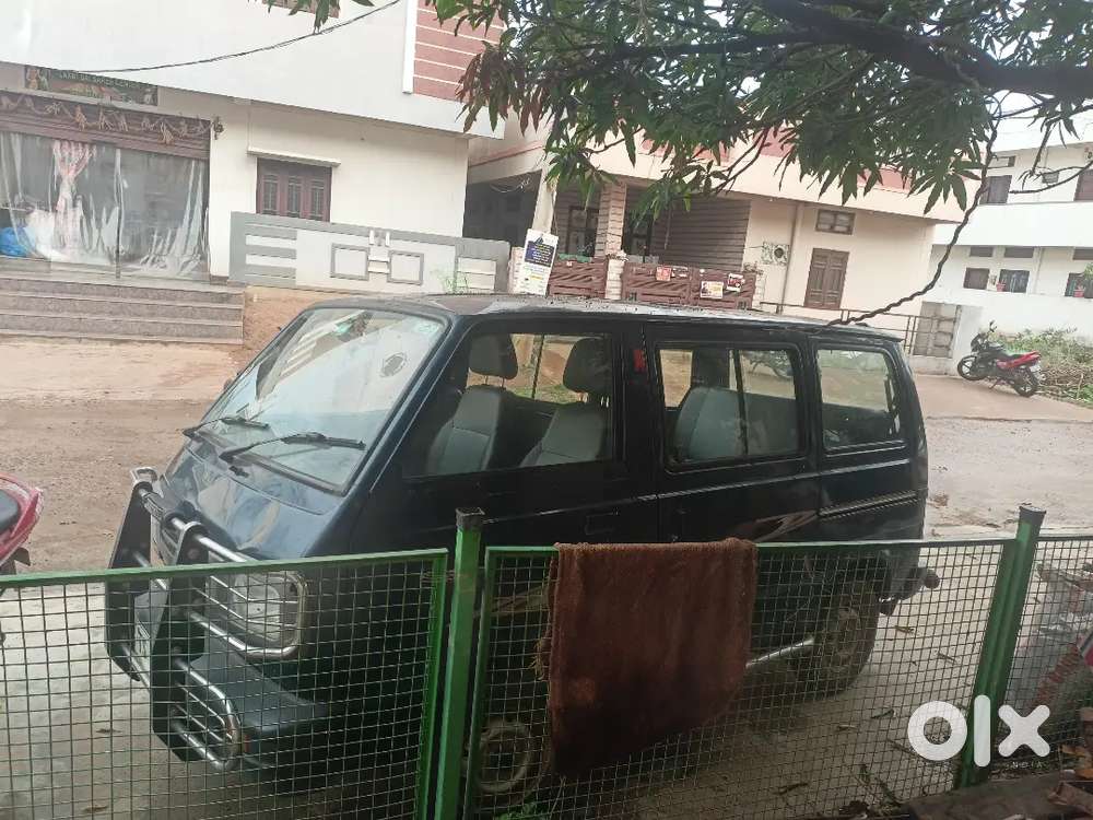 Maruti Suzuki Omni 2017 Petrol 30000 Km Driven