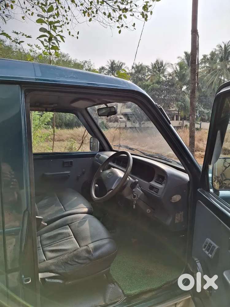 Toyota Qualis 2002 Diesel 17400km A/c, Power Staering, Power Window