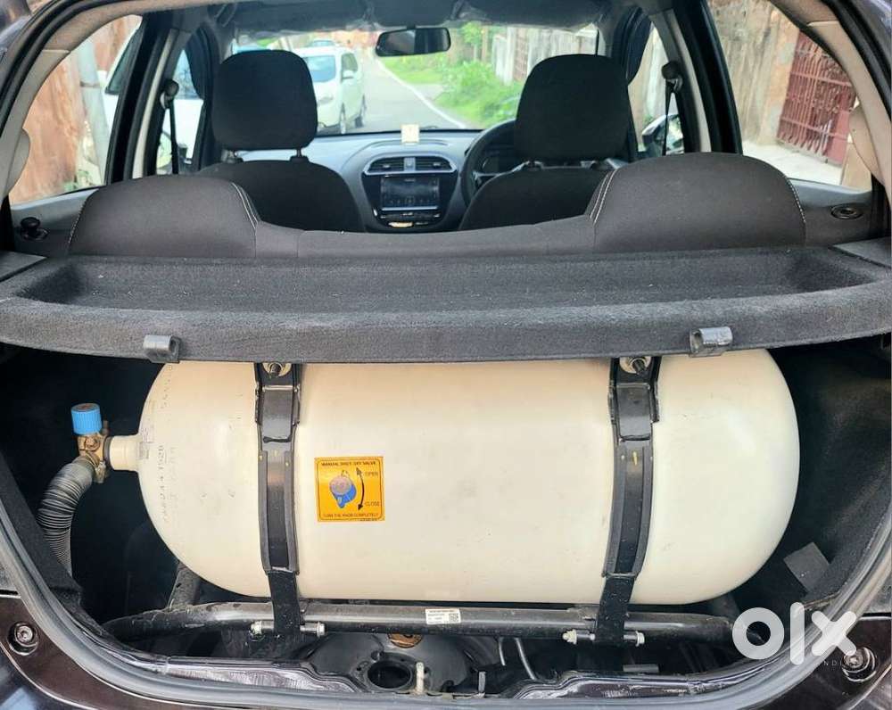 Tata Tiago 1.2 Revotron Xm Cng, 2023, Petrol