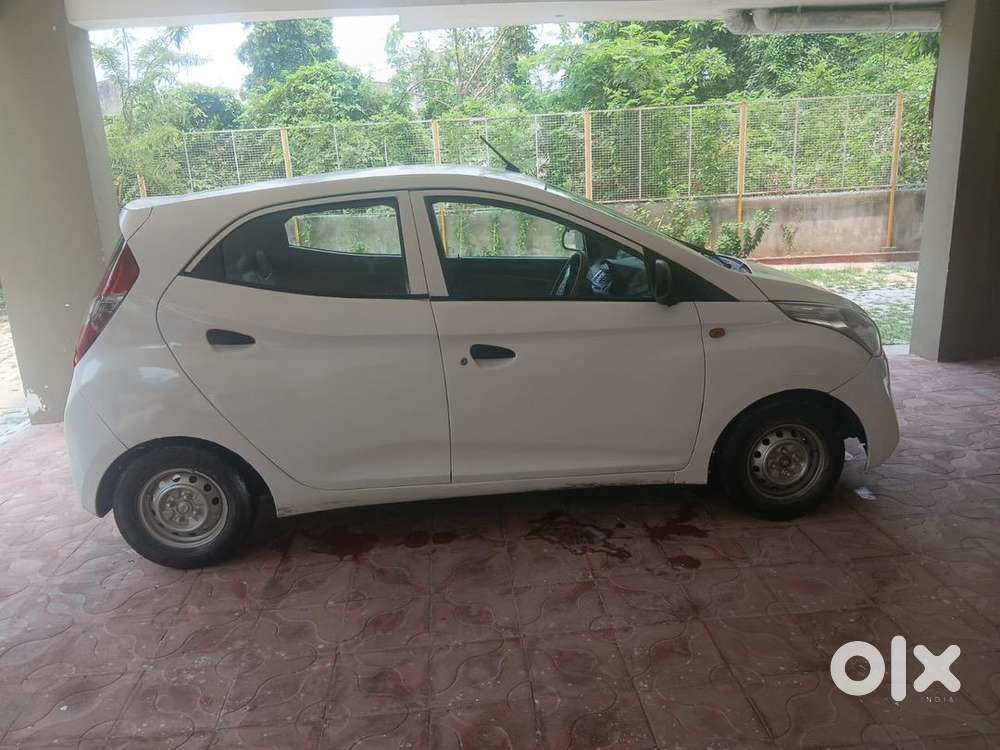 Hyundai Eon 2017 Cng & Hybrids Well Maintained