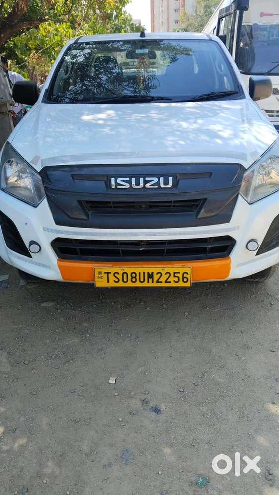 Isuzu D-max 2024 Diesel 8300 Km Driven