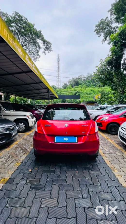Maruti Suzuki Swift Vxi + Manual, 2014, Petrol