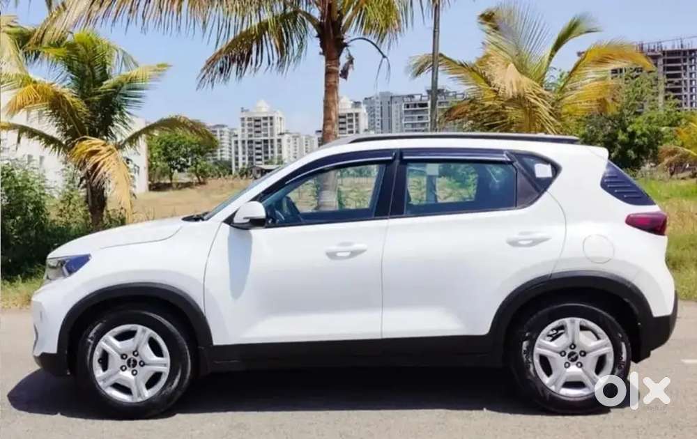Kia Sonet 2023 Petrol Well Maintained