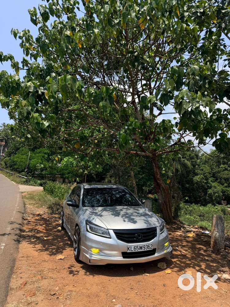 Honda Accord Petrol 2011