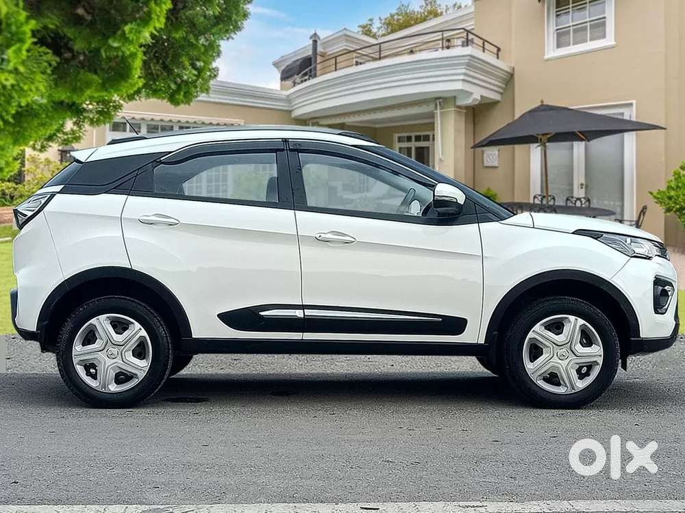 Tata Nexon 1.2 Revotron Xm (s), 2022, Petrol