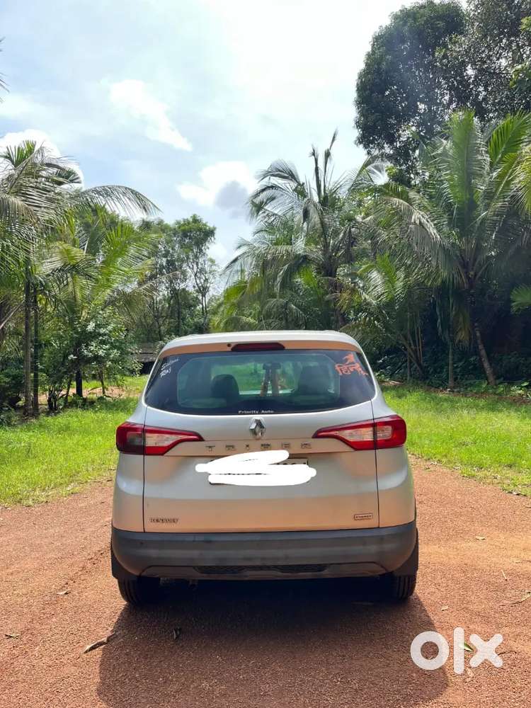 Single Hand Driving By Father