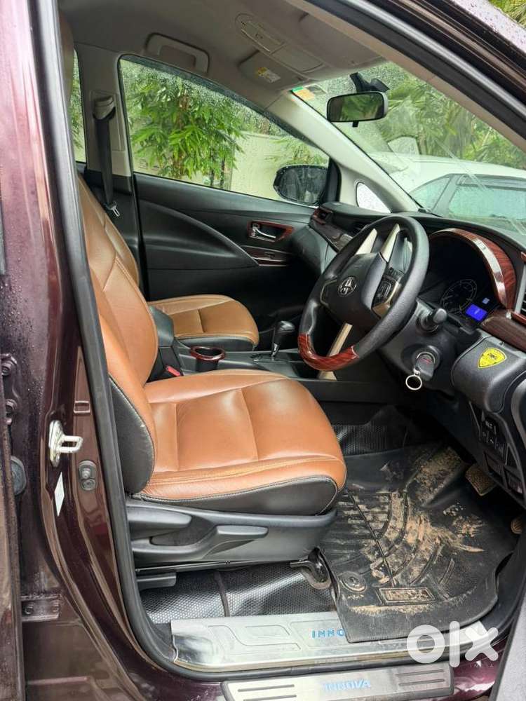 Toyota Innova Crysta 2.8 Gx At 8s, 2021, Petrol
