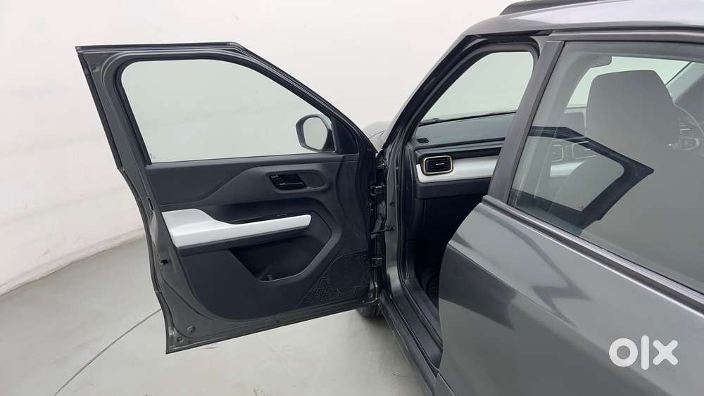 Tata Punch Accomplished Mt Sunroof, 2024, Petrol