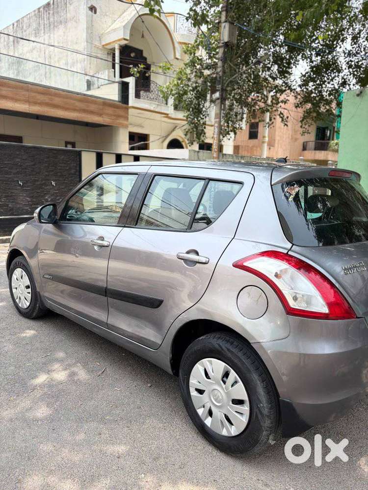 Maruti Suzuki Swift Vxi + Manual, 2014, Petrol