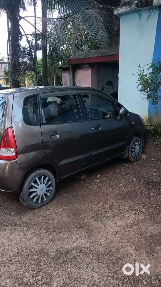 Maruti Suzuki Zen Estilo 2011