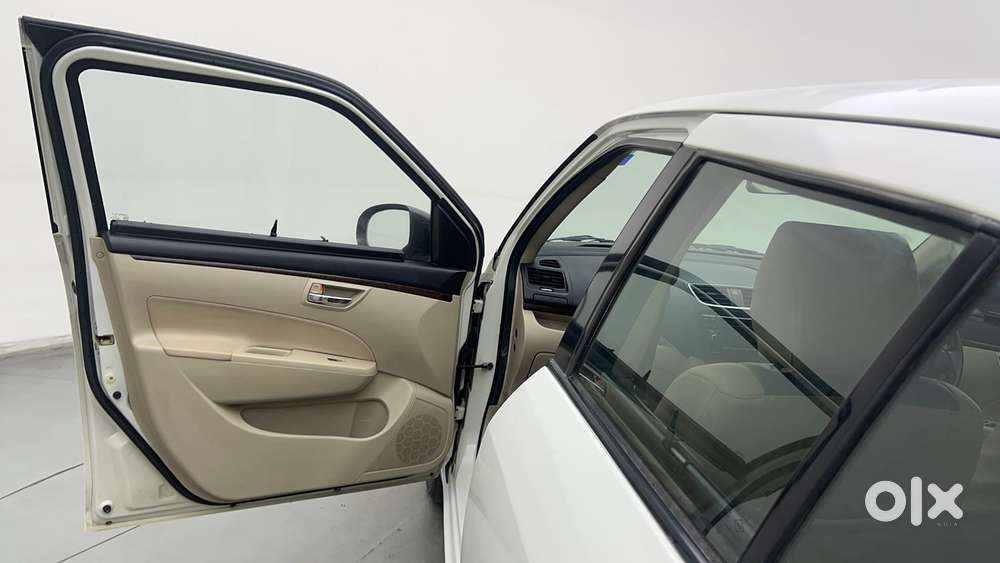 Maruti Suzuki Swift Dzire 1.3 Vxi, 2015, Petrol