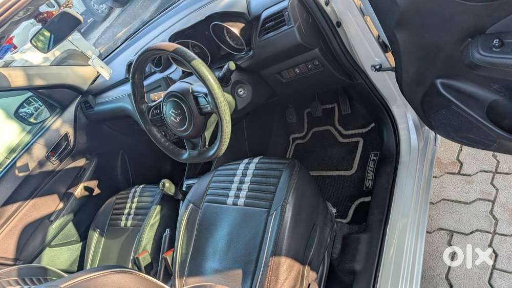 Maruti Suzuki Swift Vvt Vxi, 2021, Petrol