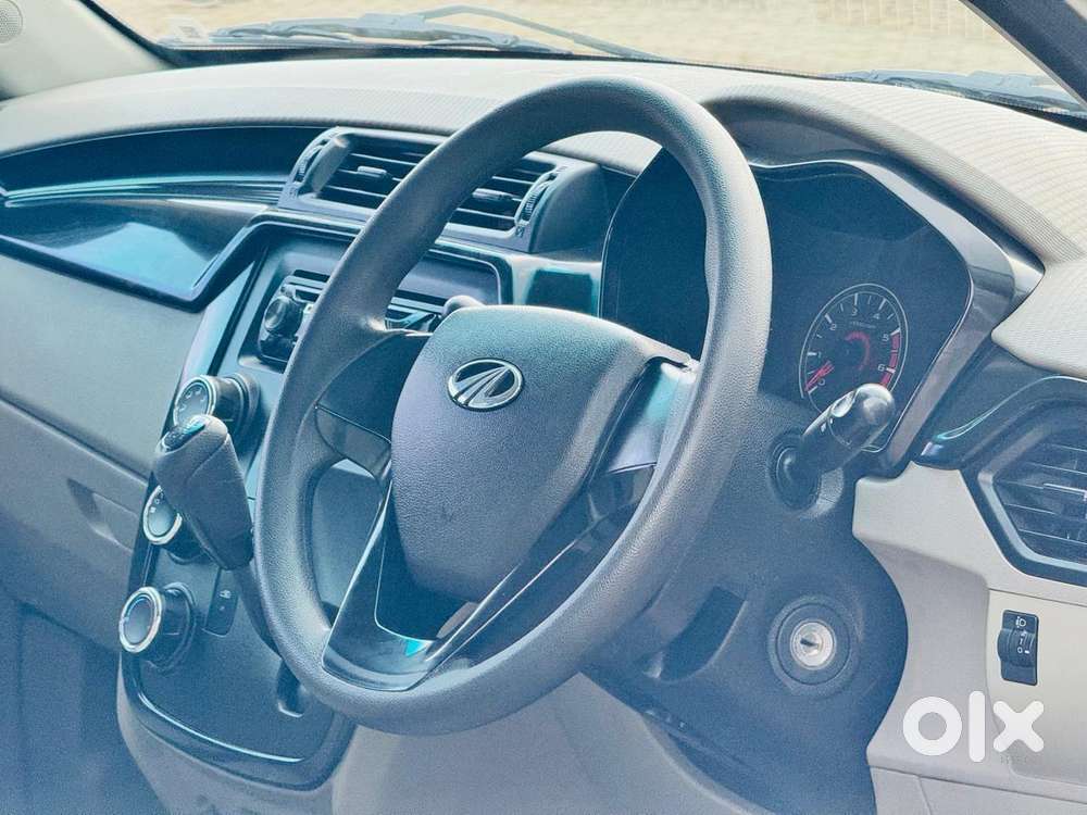 Mahindra Kuv 100 Mfalcon G80 K4 Plus, 2016, Petrol