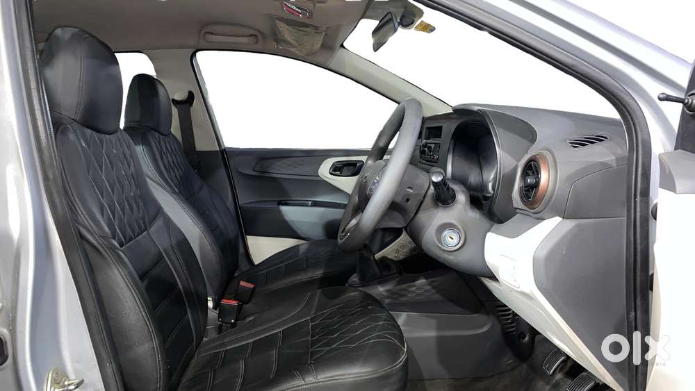 Hyundai Aura 1.2 E Petrol Mt, 2020, Petrol