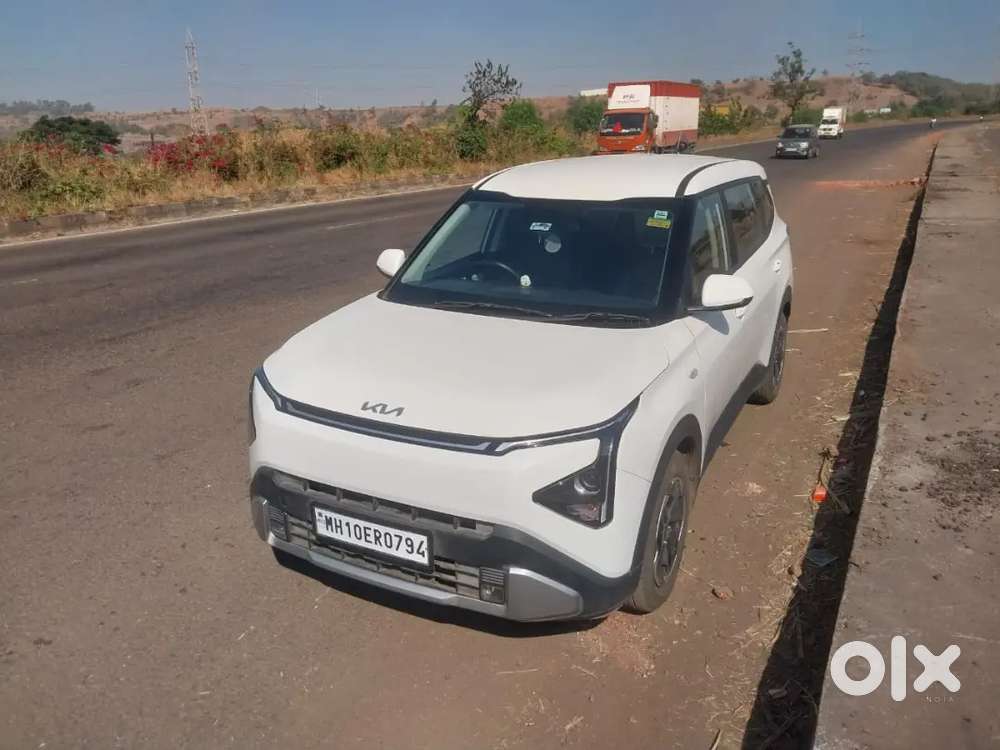 Kia Carens Clavis 2025