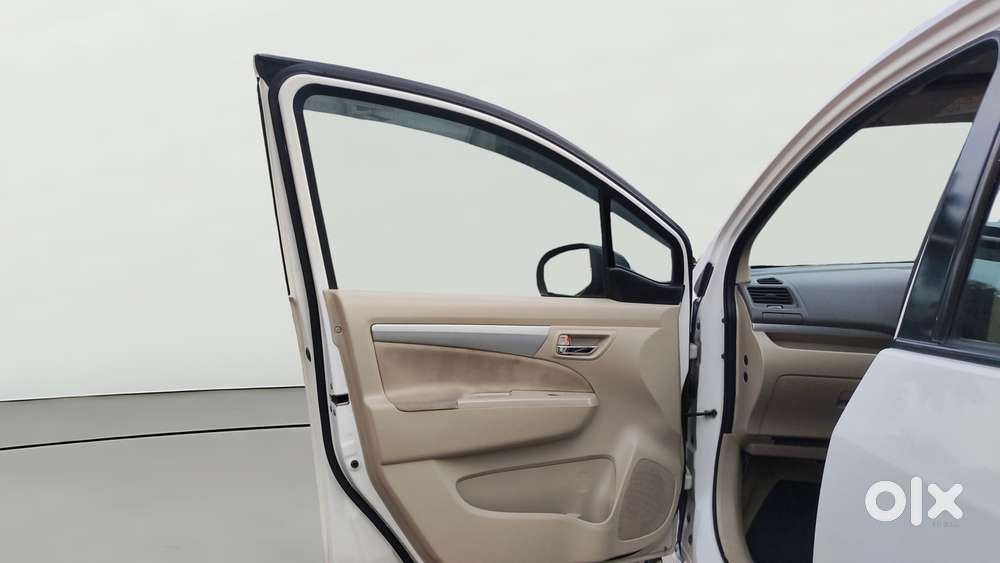 Maruti Suzuki Ertiga 1.5 Vxi, 2017, Petrol
