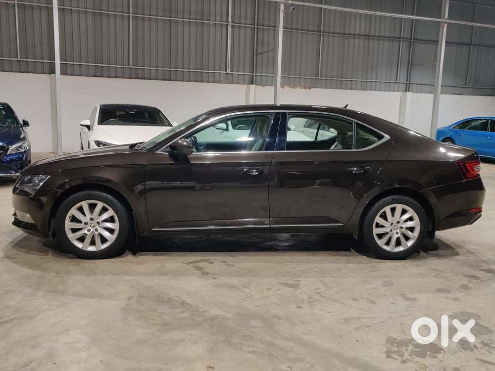 Skoda Superb 2.0 L&k Tsi At, 2018, Petrol