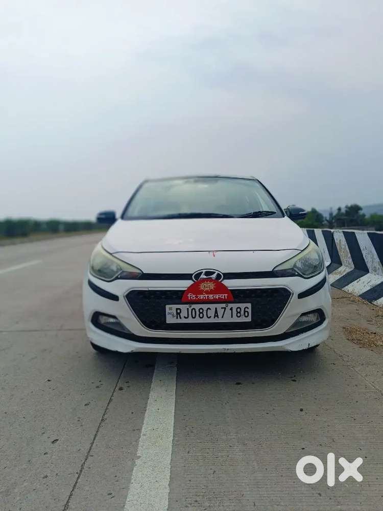 Hyundai Elite I20 2017 Diesel 100000 Km Driven