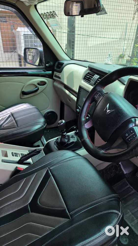 Mahindra Scorpio Classic 2023