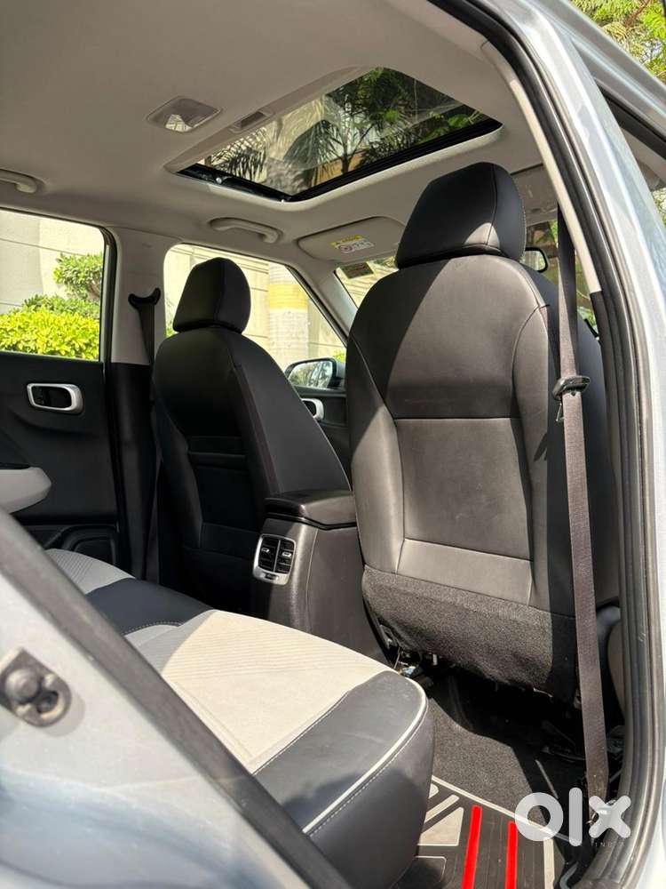 Hyundai Venue 1.0 Sx (o) Turbo Dct, 2023, Petrol