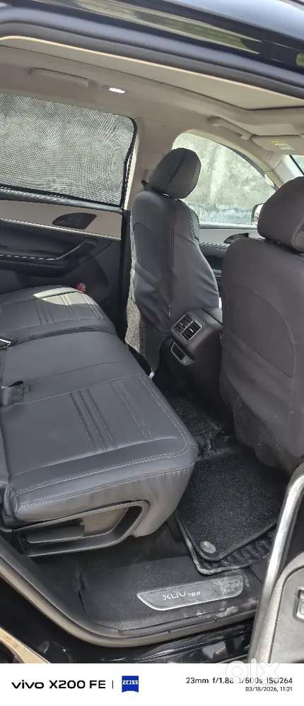 Mahindra Xuv700 2025 Diesel 5500 Km Driven