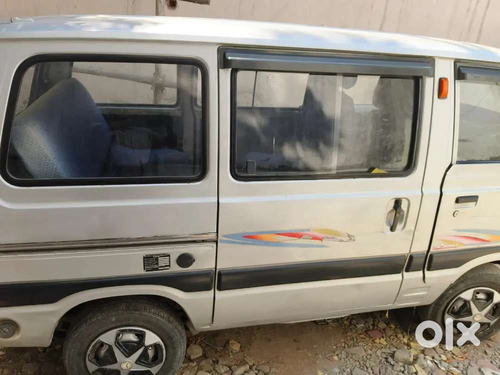 Maruti Suzuki Omni 2010