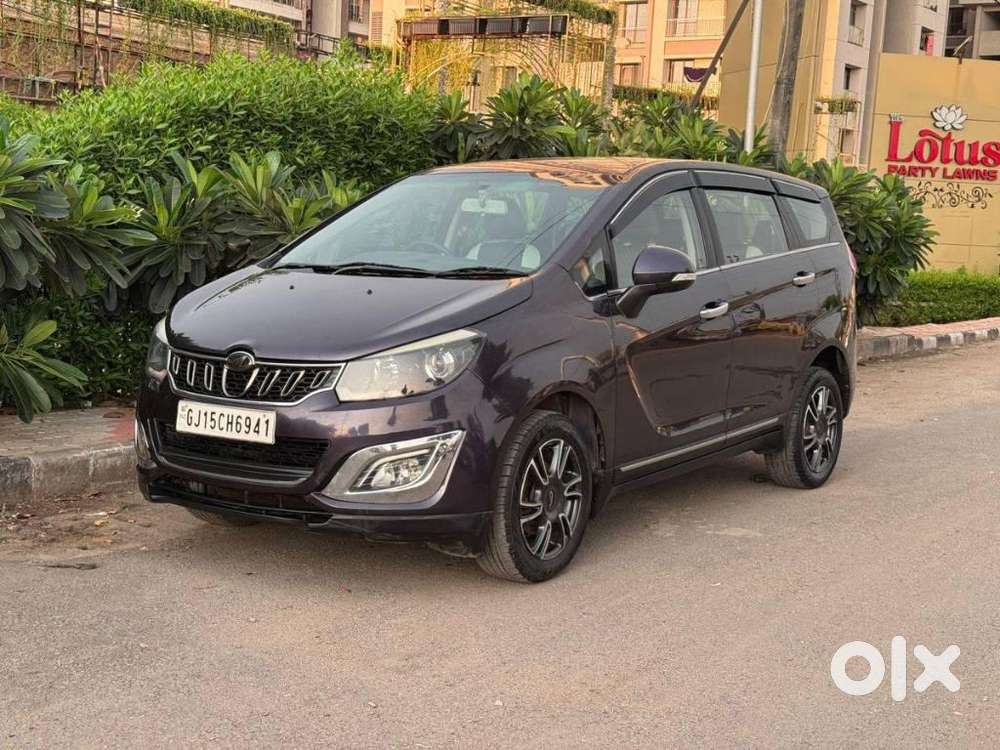 Mahindra Marazzo M8, 2018, Diesel