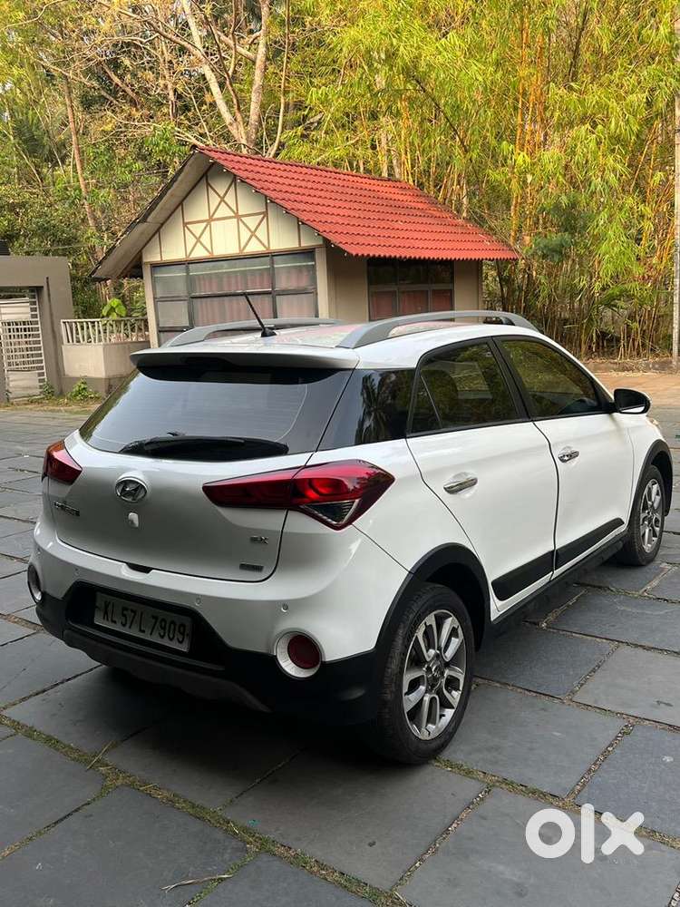 Hyundai I20 Active 2015 Diesel 114000 Km Driven