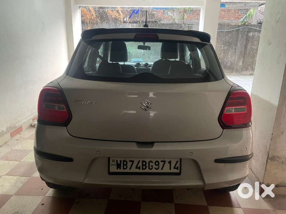Maruti Suzuki New-gen Swift 2021 Petrol 12500 Km Driven