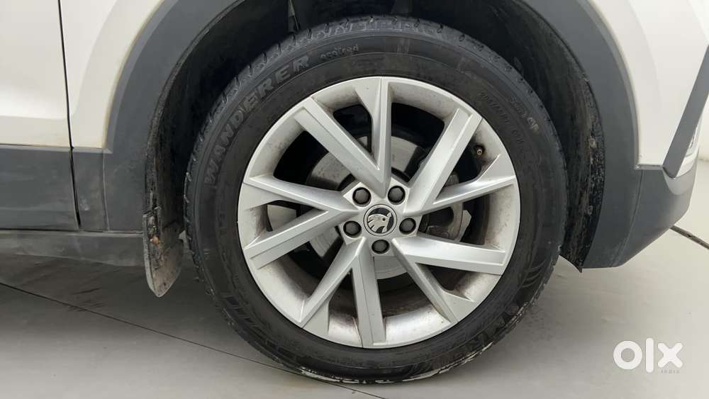 Skoda Kushaq Style 1.0l Tsi Mt, 2024, Petrol