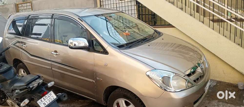 Toyota Innova 2006 Diesel 175000 Km Driven