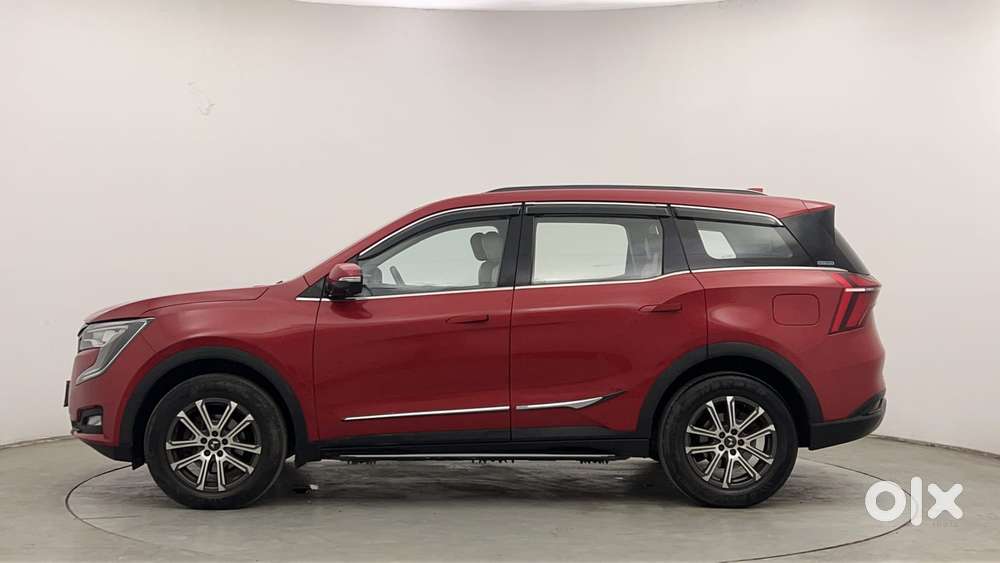 Mahindra Xuv700 2.0 Ax 7 Petrol At Luxury Pack Str, 2021, Petrol