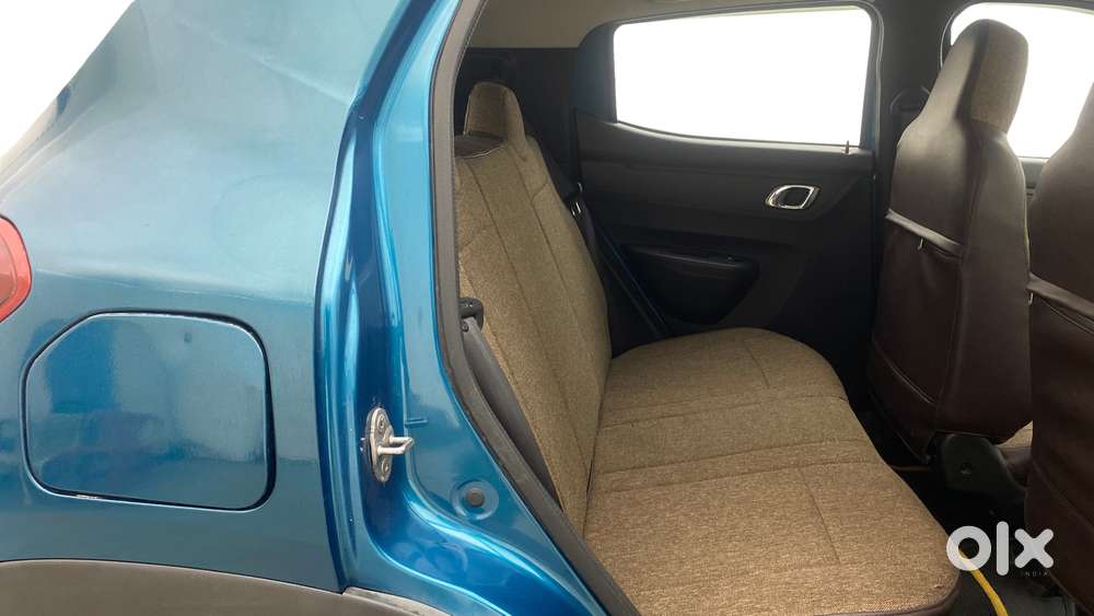 Renault Kwid 2019-ongoing 1.0 Rxt (o), 2019, Petrol