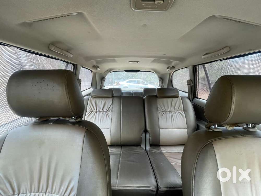 Toyota Innova 2.5 Gx (diesel) 8 Seater Bs Iv, 2013, Diesel