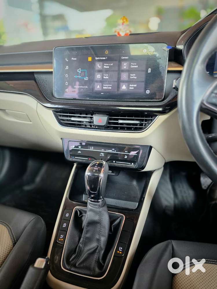 Skoda Slavia 1.0 Tsi Style At, 2022, Petrol