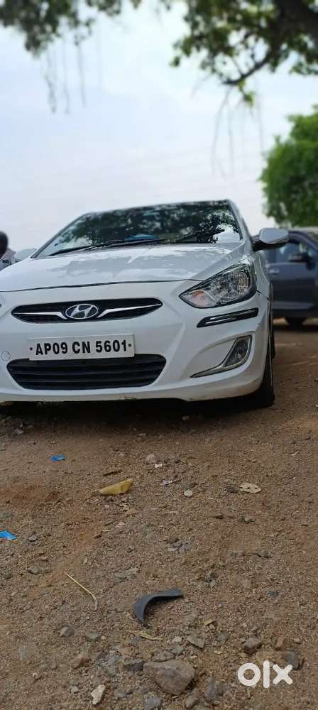 Hyundai Verna 2012 Diesel 136000 Km Driven