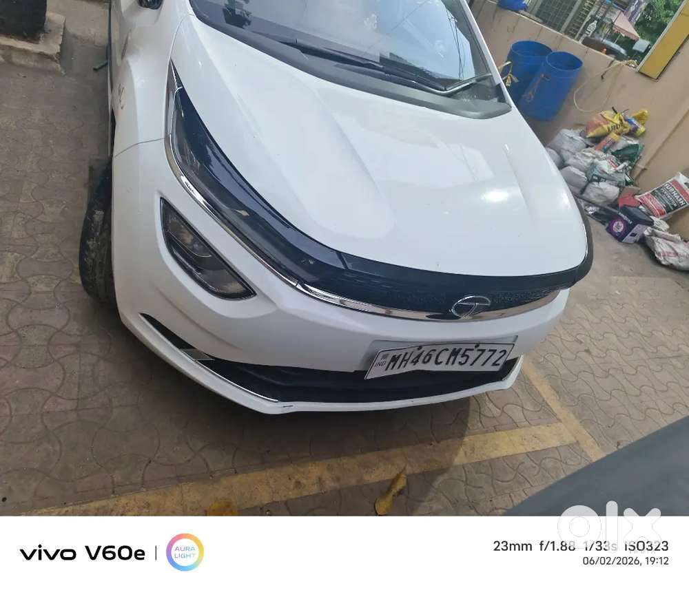 Tata Altroz 2023 Cng & Hybrids 28000 Km Driven With Sunroof