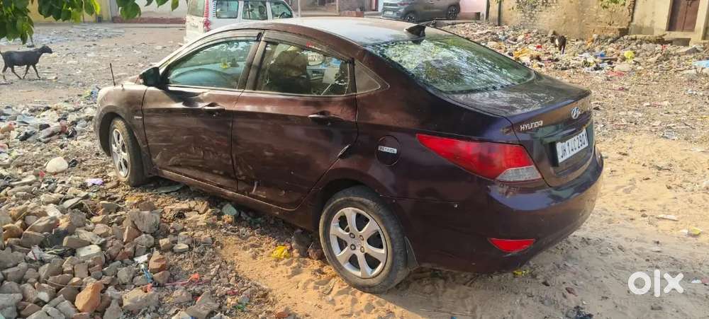 Hyundai Verna 2013 Petrol Well Maintained