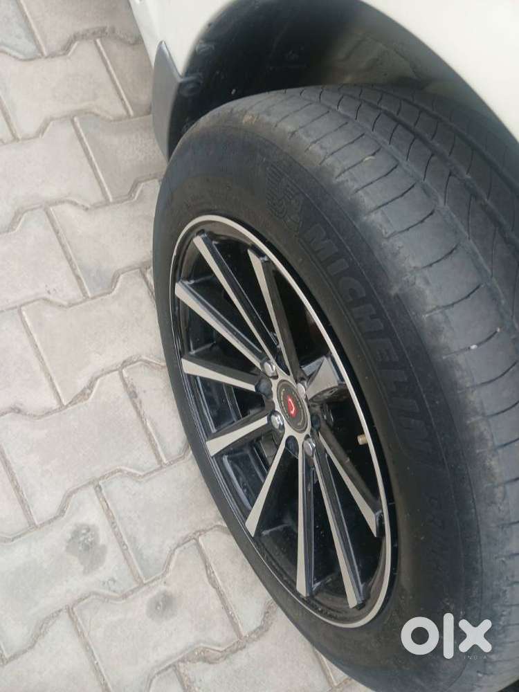 Maruti Suzuki Swift Dzire Vxi(o) Mt, 2015, Petrol