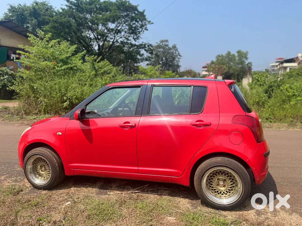 Swift Maruti Suzuki 2006 With Bbs Alloys And Yokohama Tyres